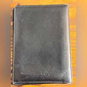 Prada Milano Black Leather Wallet Card Case
Luxury Leather Classic 4.25x3.25